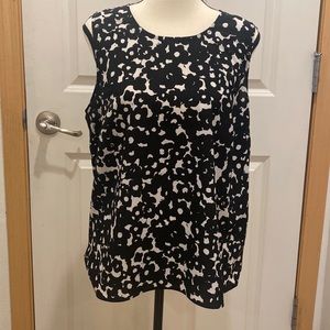 Cabi Black and White sleeveless Top Size Medium